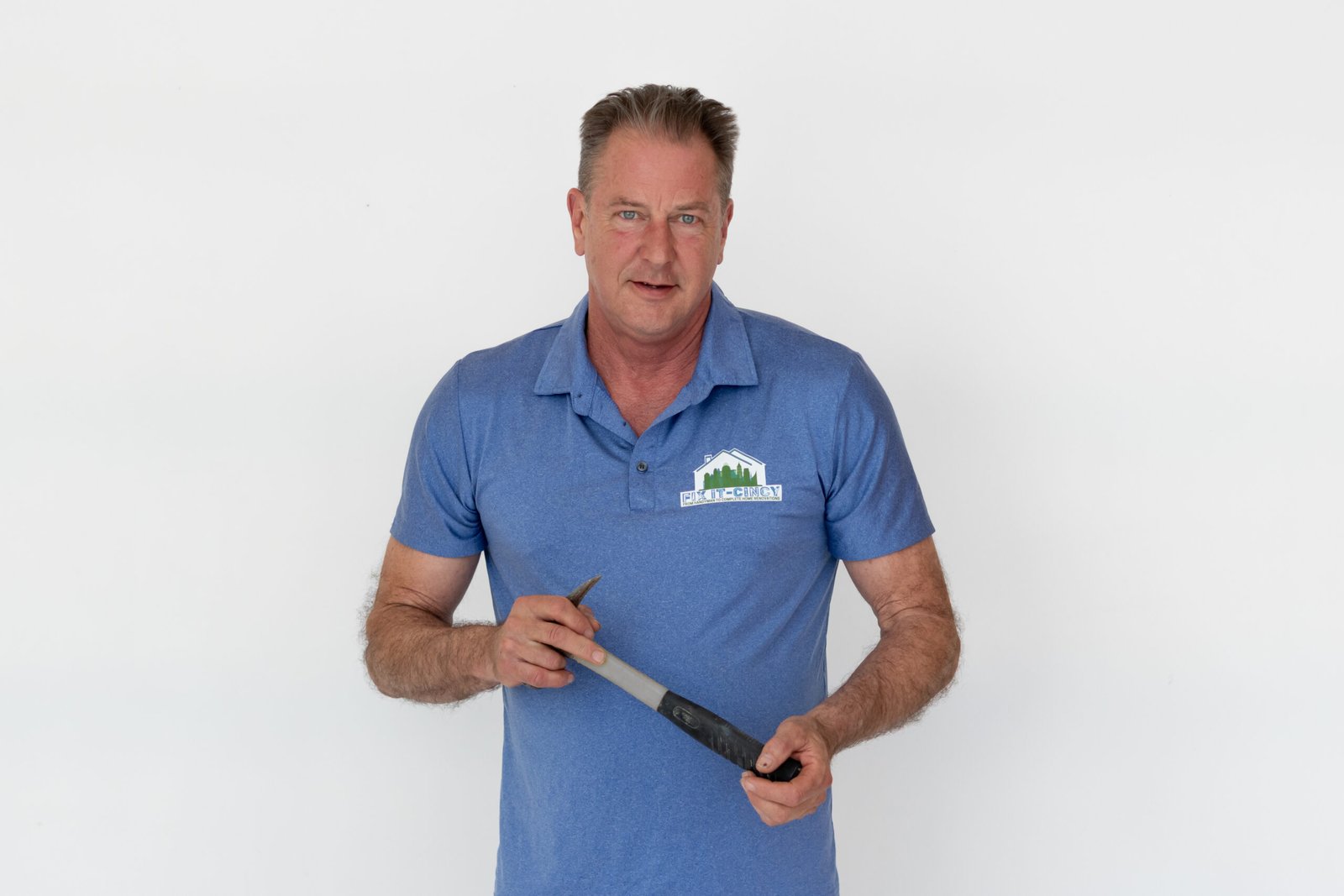 fix-it-cincy-handyman-kevin-holding-tool-home-repairs-remodeling-cincinnati-northern-kentucky fix-it-cincy-handyman-kevin-holding-tool-home-repairs-remodeling-cincinnati-northern-kentucky
